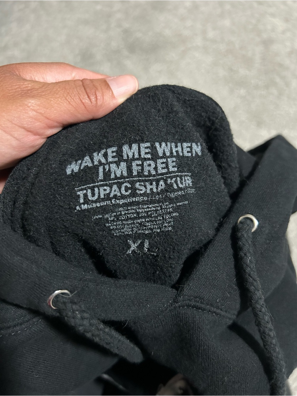 Tupac Hoodie - Picture 4 of 4